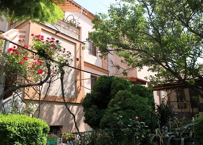 Gasthuis Orange House In The Old Town Plovdiv- Free Parking Plovdiv